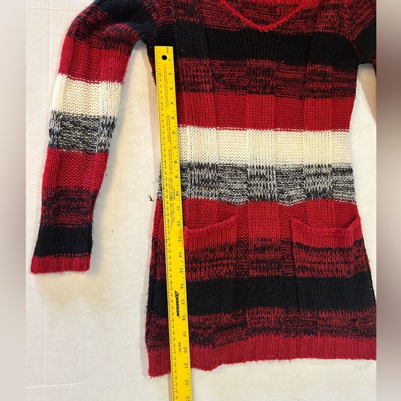 Ultra Flirt Red, Black, & White Striped Knitted Tunic Sweater w/pockets Sz-L.F9 - Picture 6 of 7